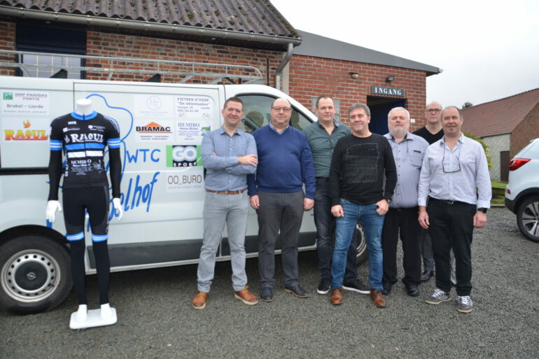 bestuur WTC Tempelhof en nieuwe uitrusting