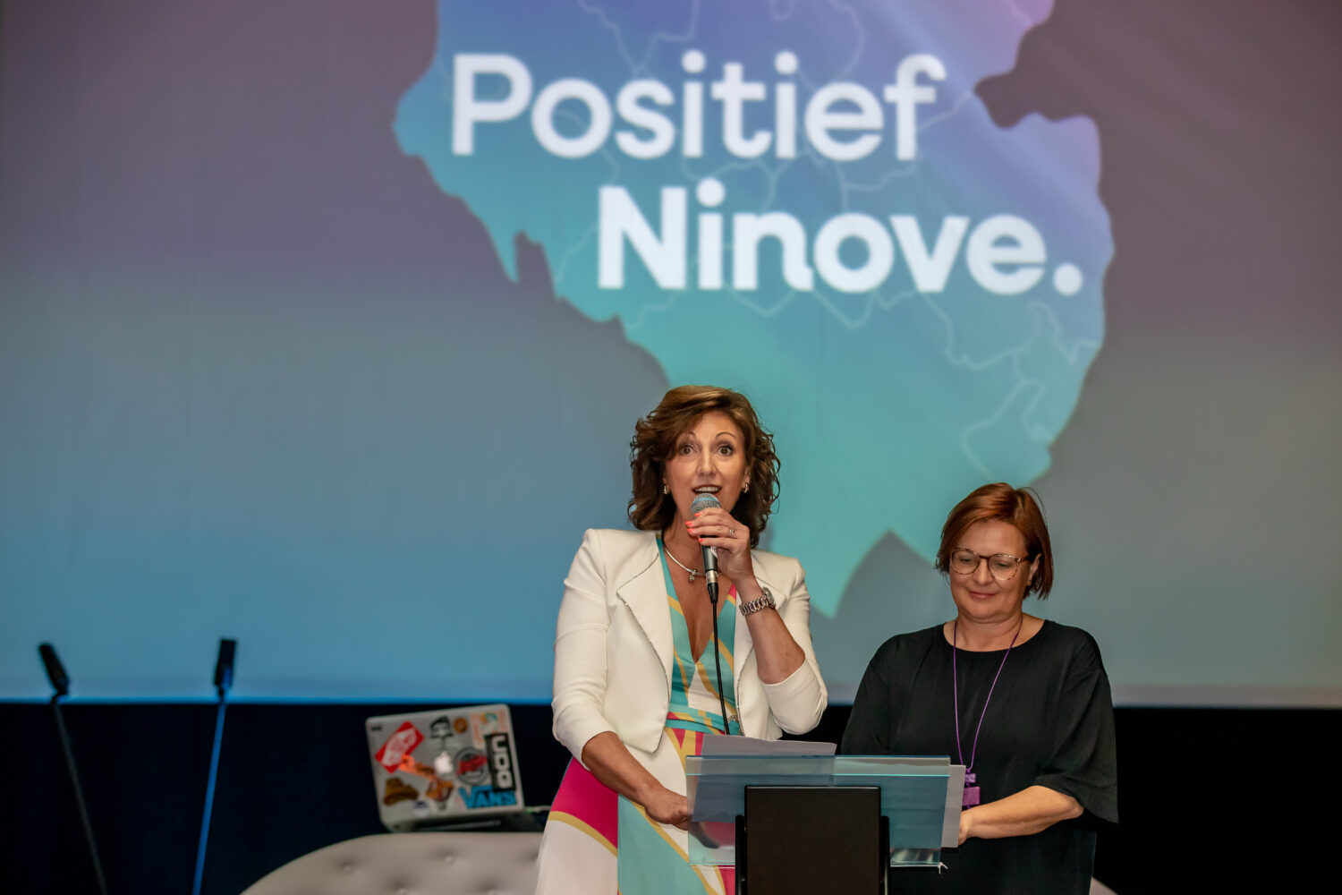 Kick Off Positief Ninove vlnr Christine De Glas en Anja Beeckman