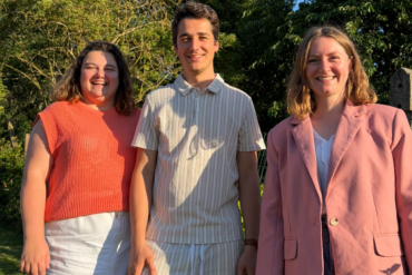 Nieuwe generatie neemt verantwoordelijkheid op binnen Positief Ninove vlnr. Paulien Kosynsky, Victor Schollaert en Céline Moock