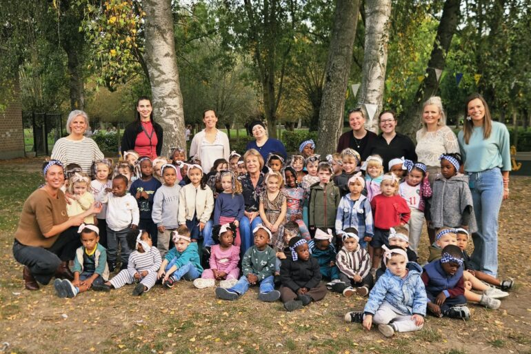 Poetshulp Vera met pensioen na jarenlange inzet voor SBS De Lettertuin